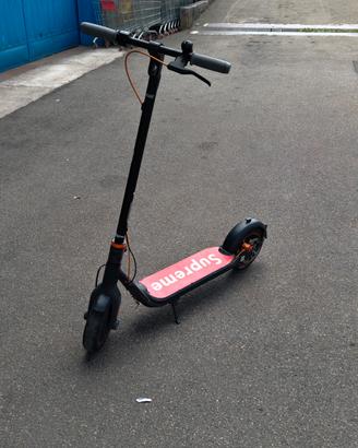 Monopattino Segway Ninebot F40 Gomma Anti-foratura