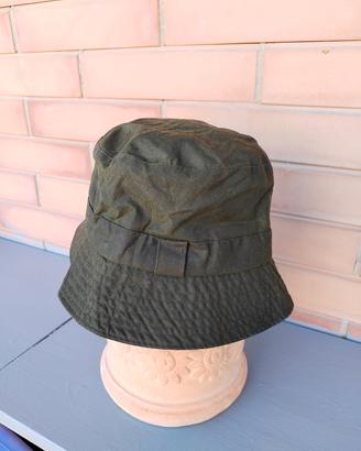 CAPPELLO BARBOUR INCERATO