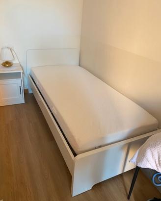 Letto singolo con testata completo