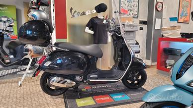 Vespa GTS 300 hpe SuperTech