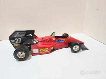 Ferrari 126 C4 Burago 1:24. Modellino Formula 1 Vi