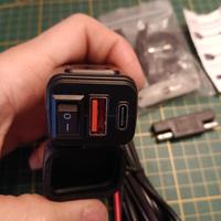 Presa USB per manubrio moto