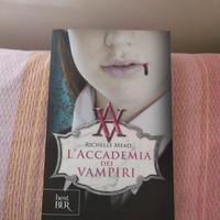 L’accademia dei vampiri, Richelle Mead