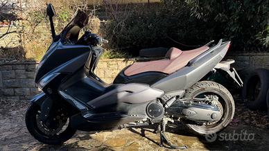 Yamaha T Max - 2009