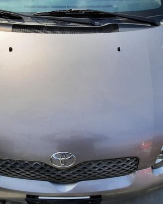 TOYOTA YARIS 2004 - COFANO ANTERIORE