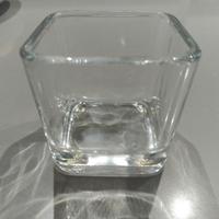 Vaso decorativo quadrato vetro 13*13*13 cm nuovo