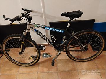  mountanbike da 26 pollici