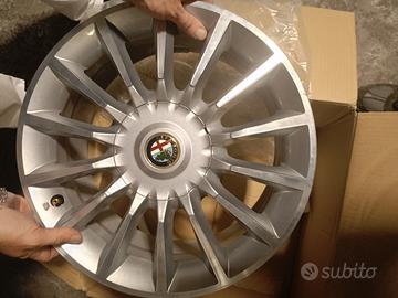 Cerchio in lega alfa romeo 