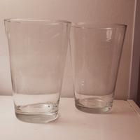 coppia di vasi in vetro