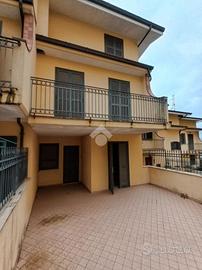 PORZIONE DI TRIFAMILIARE A BELLEGRA