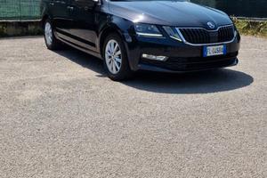 SKODA OKTAVIA