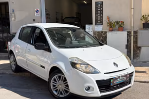 Renault Clio 1.2 COMPRESO TAGLIANDO&DISTRIBUZIONE