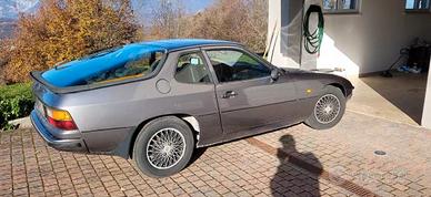 Porsche 924