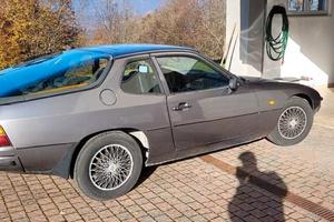 Porsche 924