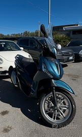 Piaggio Beverly 400