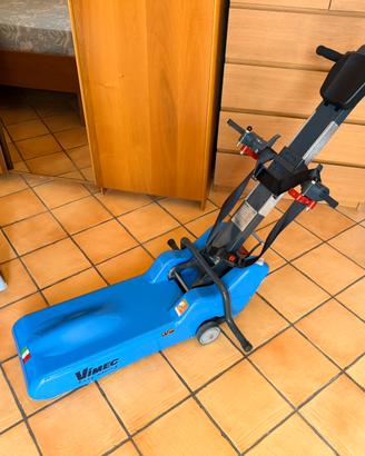 Montascale Cingoli Vimec T09 più sedia