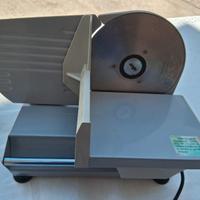 affettatrice per uso casa