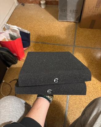 Stands pad adam hall