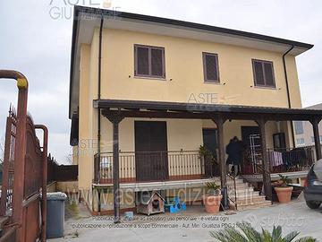 Villa o villino San Marcellino [A4354813]