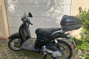 Scarabeo Aprilia 50 cc 4 tempi