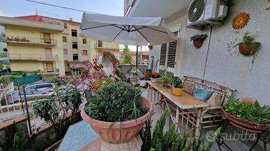 VILLA A SCHIERA A CASTIGLIONE DEL GENOVESI
