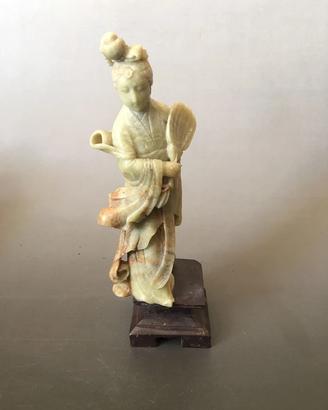 Antica statuina cinese in giada/pietra dura - Dama