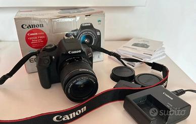 Canon EOS 1300D con EF-S 18-55 III
