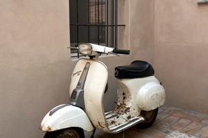 Vespa 50 special
