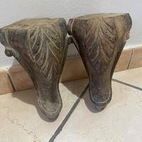 Piedi in legno