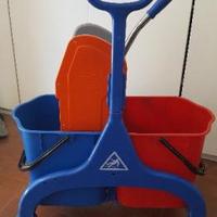 Carello lavapavimenti