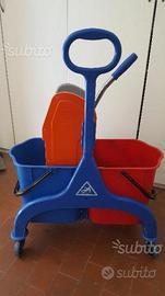 Carello lavapavimenti