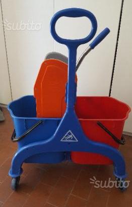 Carello lavapavimenti