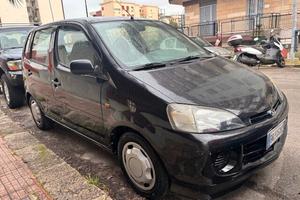 Daihatsu YRV anche permuta o scambi0