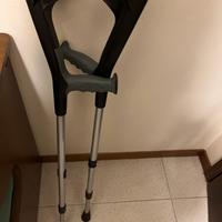 Stampelle canadesi regolabili