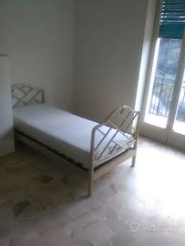Posto Letto a Como con Spese Cond. Comprese