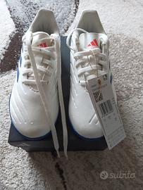 Scarpe Adidas da calcetto bambino