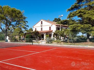 Ci siete solo voi Tennis Piscina 10/15Pax