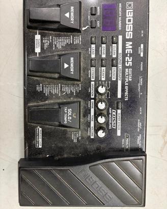 BOSS ME-25 Pedaliera multieffetto per chitarra