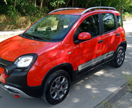 Panda 4x4 rossa 2022