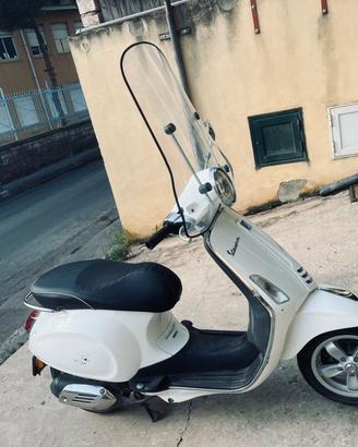 PIAGGIO VESPA 50 4T PRIMAVERA 2015 10.000 KM