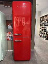 frigo smeg fab32 danneggiato