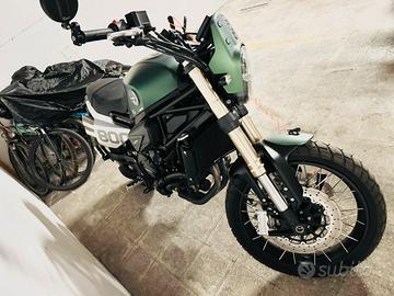 Benelli Leoncino 800 trail