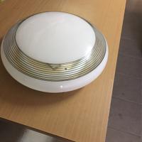 Plafoniera con neon da 32w