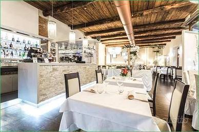 Attività / Licenza di 130 m² con 2 locali a Lucca