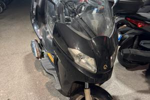 Scooter Adiva 200 motore Sym HD200