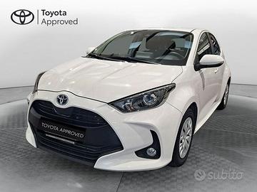 Toyota Yaris 1.5 Hybrid 5 porte Business