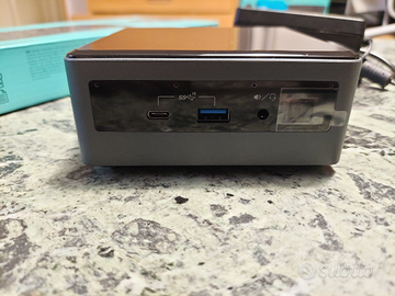 Intel Nuc i5 16gb 250ssd +mause/tast wireless