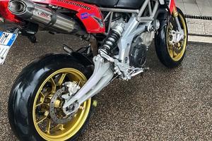 Aprilia Dorsoduro 750 - 2009