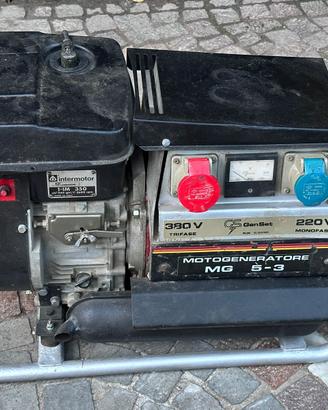 Geneatore di corrente GenSet MG 5-3 trifare/monofa