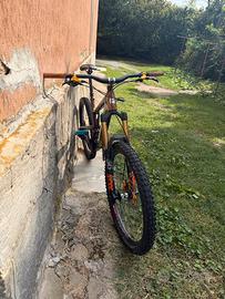 SANTA CRUZ NOMAD 4 CC (2021) - Taglia L -